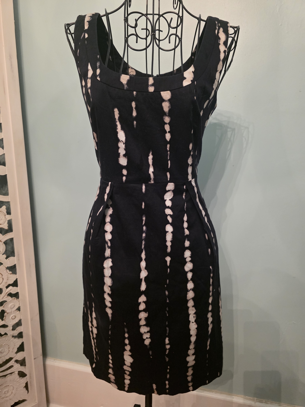 Ann Taylor Black and White Tie-Dye Sheath Dress